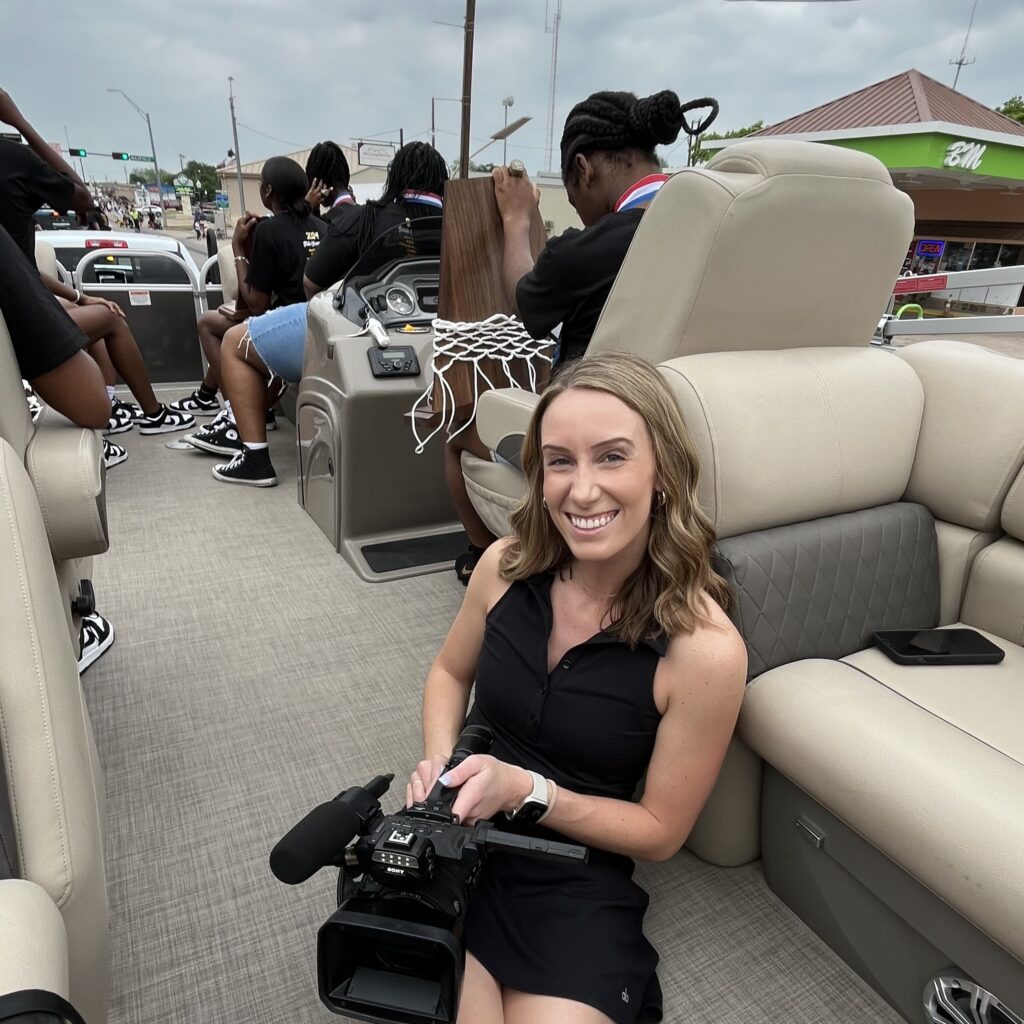 Nicole Shearin "Live on a Boat"