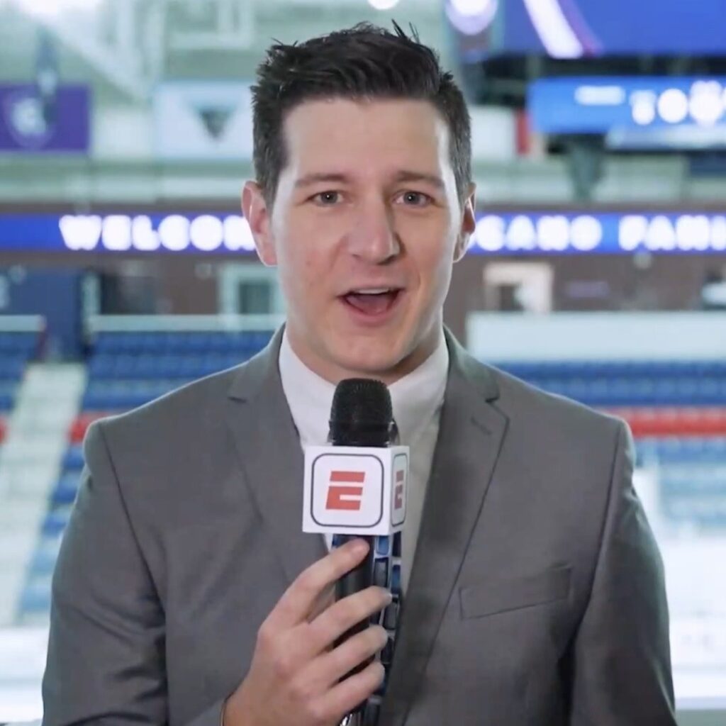 Adam Giardino - Hockey TV Play-by-Play Stretch
