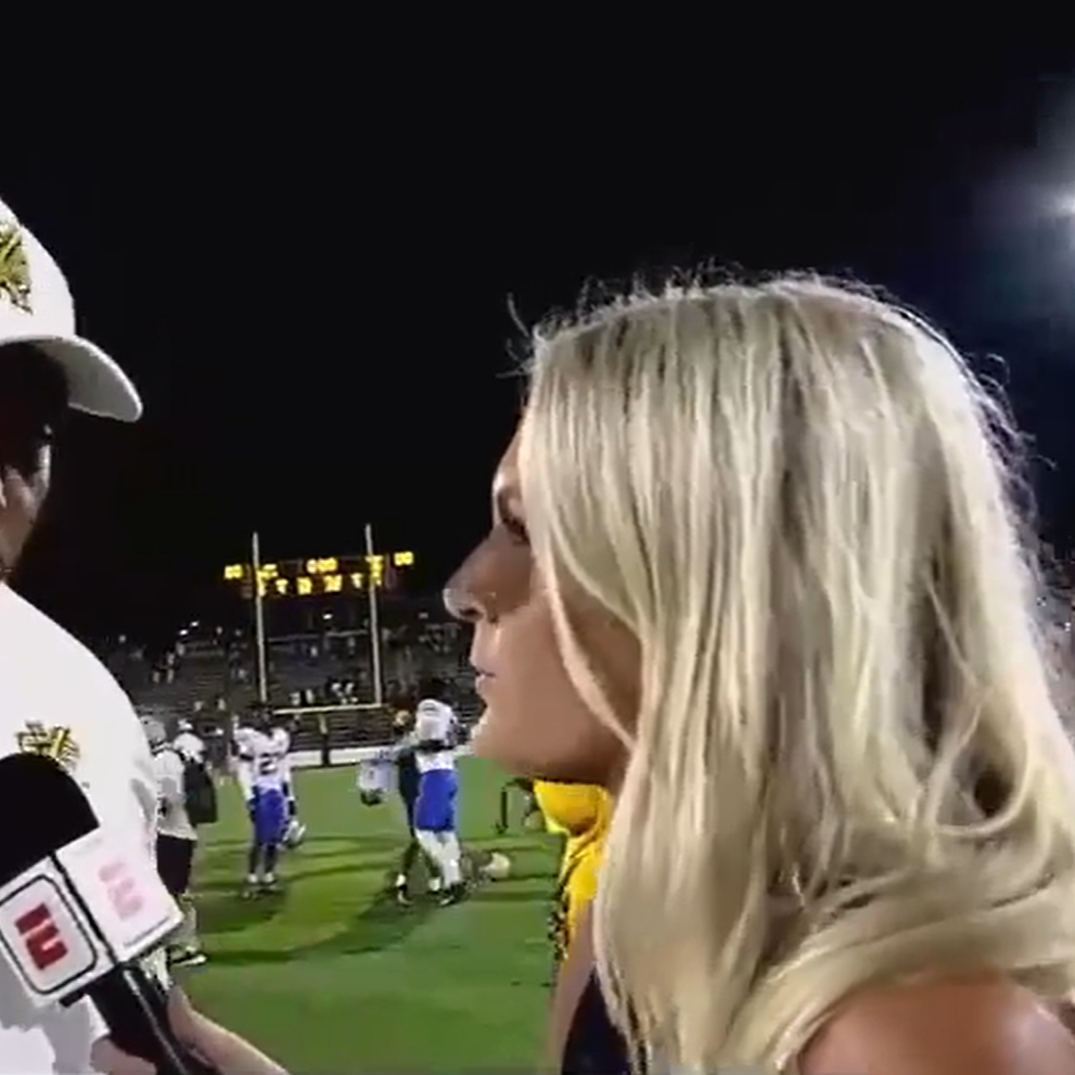 Lexi Bowden - Football Sideline Reporting
